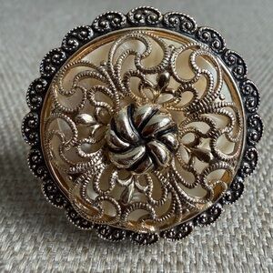 W.Germany Scarf Clip with Scalloped Edge